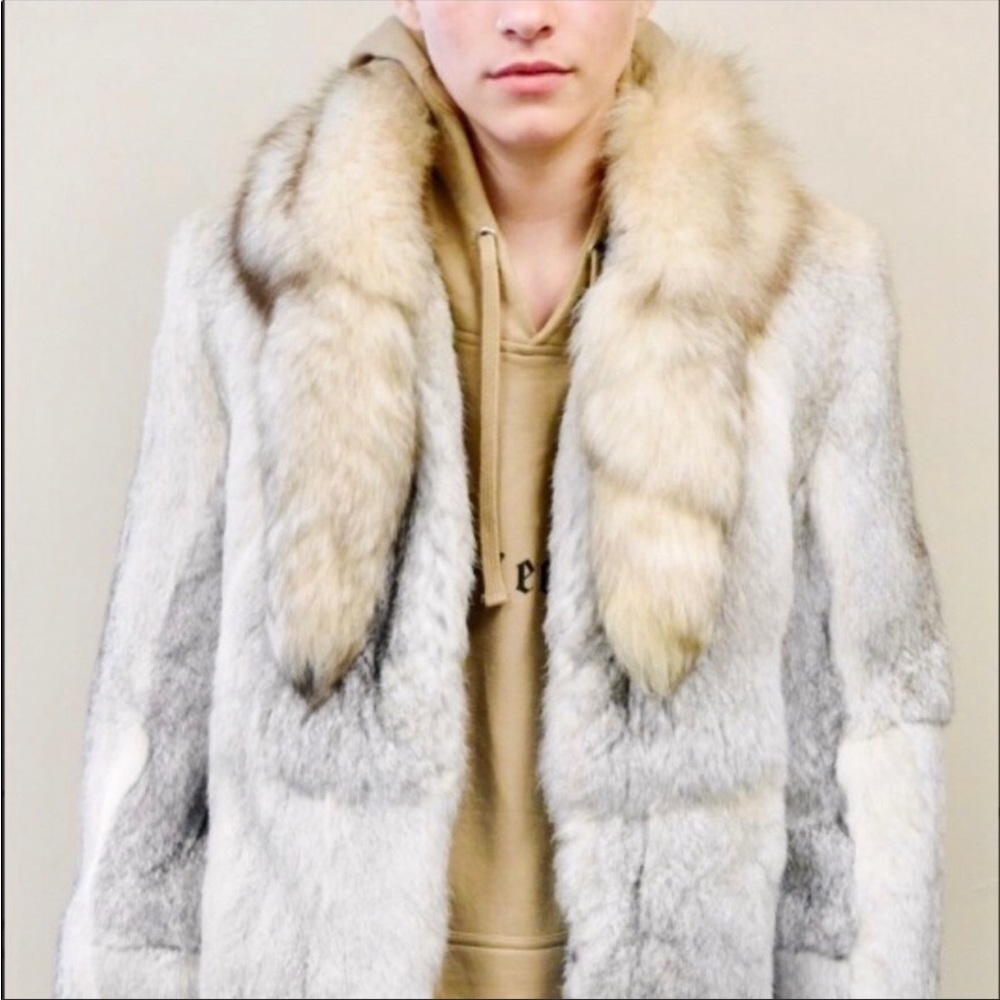Vintage Genuine Jacques Saint Laurent 

In overall beautiful vintage condition.